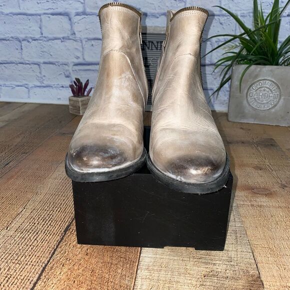 Elites by walking cradles booties distressed - Picture 6 of 11